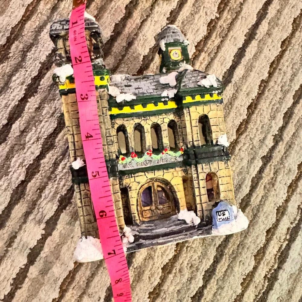 Plastercraft Holiday Village US Post Office Building Collectible Snow Dusted‎